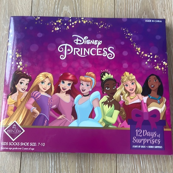Disney Accessories Disney Princess 2 Days Of Surprises Includes 8